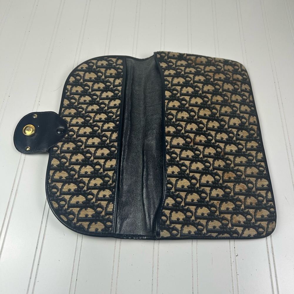 Christian Dior Black and Tan Monogram PVC Trotter Clutch - Picture 6 of 8